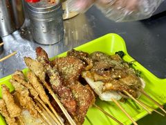 -嘎嘎香·大茶缸麻辣烫