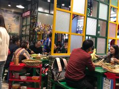 -巷子里头麻辣烫火锅串串(温江店)