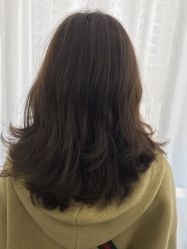 -茶发Salon·烫发染发理发