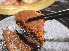 -山川小町·极番烧肉(新地假日广场店)