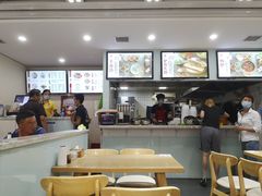 -金诚张妈妈羊汤·驴肉火烧(旧宫佳和园店)