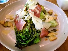 -植物园哈利亚餐厅