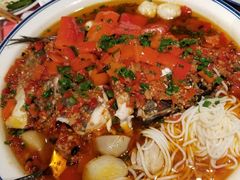 剁椒鱼头-小隐人家(乐松店)