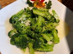 -蒙艾里民族传统菜蒙餐