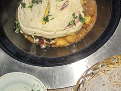 -万里闯关东铁锅炖菜馆(高新旗舰店)