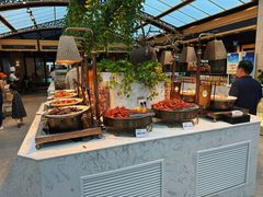 -川骄海鲜自助(王府井奥莱UP TOWN店原世界之花店)
