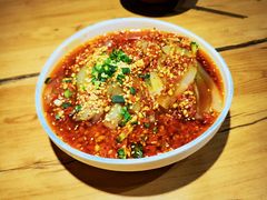 -先启半步颠小酒馆(虹桥龙湖天街店)