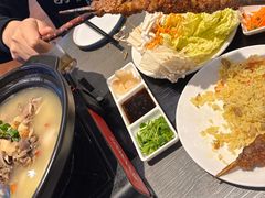 -壹号院音乐餐厅•烤全羊•新疆菜(浐灞店)