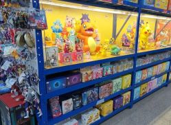 -逝水玩具折扣店