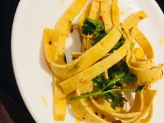 -重庆德庄火锅(体育中心店)