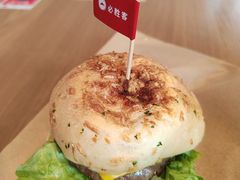 -必胜客(港汇店)