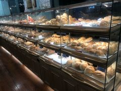 面包甜点陈列柜-新侨三宝乐面包店(崇文门店)