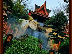 -七彩云南古滇温泉山庄
