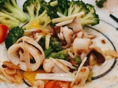 -东馆和天下特色餐饮(工农店)