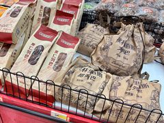 -秋林·里道斯(西七道街店)