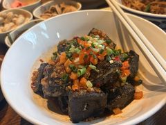 -湘力力小院·鱼汤泡饭(枫林路店)