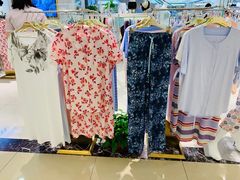 -燕莎友谊商城(金源店)