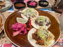 混拼口味塔克-墨纪Mojí墨西哥餐厅(官舍店)