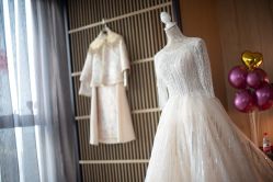 -LANYI COUTURE高级婚纱礼服改衣店