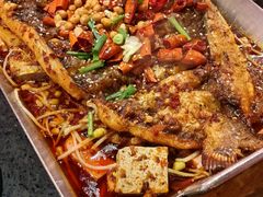 -鸣记脆皮烤鱼·海鲜烤鱼(亿合城店)