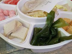 -鸡遇虾煲干锅火锅(小寨金莎店)