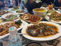 -快乐海鲜酒楼(滇池路店)