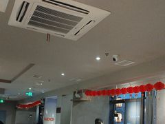 -佬土鹅肠火锅(中建大观店)