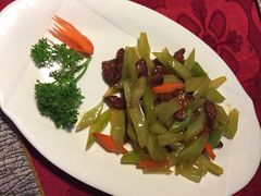 烧汁牛仔粒-云中小雅