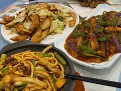 -马尔龙新疆饭店·清真(瑞景店)