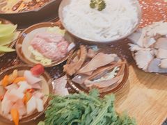 -赵美丽·重庆社区火锅·直营店(火车东站·中豪国际店)