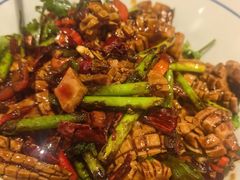 -荆九爷爆炒桥头三嫩(云南北路店)