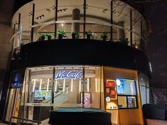 -麦当劳(展览路店)