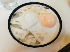 冰淇淋清补凉-志龙皇冠吃货椰子铺