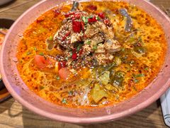 版纳野果酸汤鱼-云海肴·汽锅鸡·云南菜(天山百盛优客店)