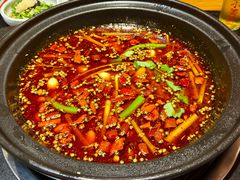 贡椒木姜锅-小饕荟雅安贡椒鱼鲜馆(广福桥店)