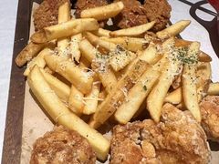 -九月里.自由花园餐厅