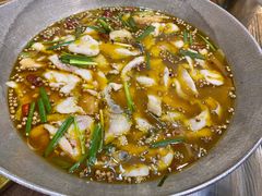 激情椒麻鱼-八张桌子(老店)