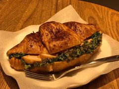 -星巴克(中远两湾城店)