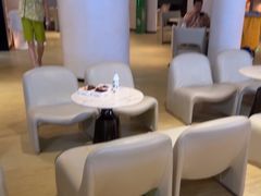 -涨巢·潮玩水疗局