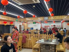 大堂-屯老二农家铁锅炖·行业领军者(梅江店)
