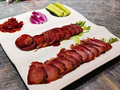 伊犁熏马肉拼马肠-纳瓦新疆菜(银都店)
