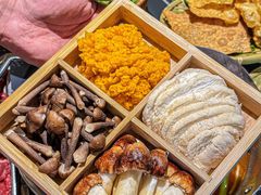 -由衷贵州酸汤牛肉火锅(新桥店)