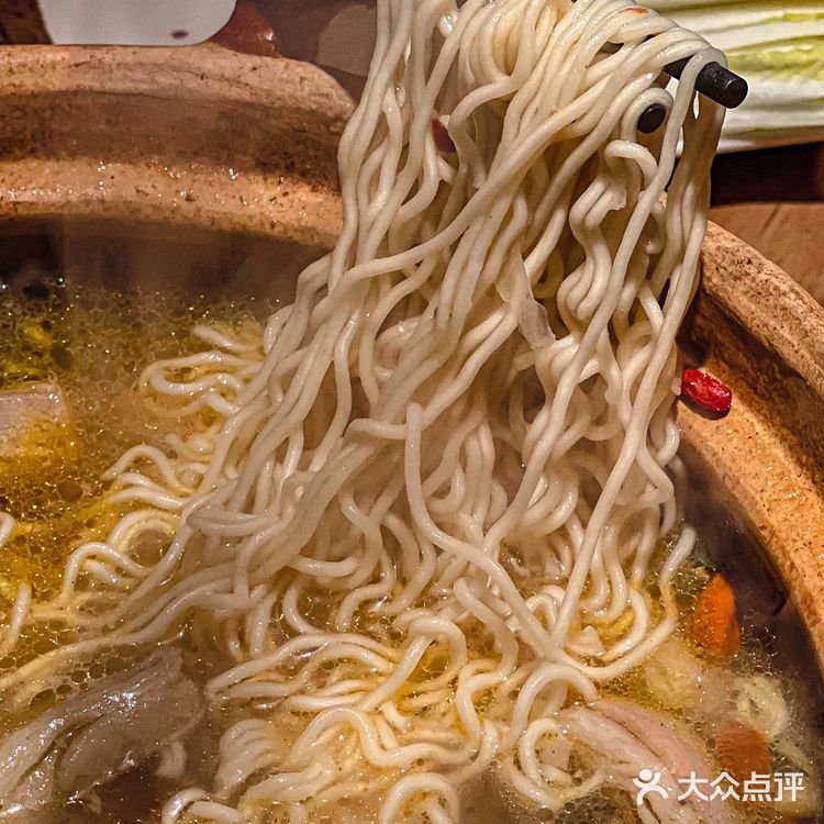 在上海就能吃到泉州排队王羊肉炉！