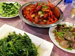 招牌油焖大虾-龙虾殿(襄阳店)
