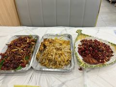 -江城燕子大排档(江汉路步行街店)