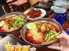 -韩风烤牛肉冷面店