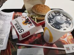 -麦当劳(东方时代广场分店)