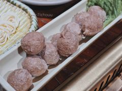 撒尿牛丸-东巴婆婆云南鱼豆花火锅(大东门店)