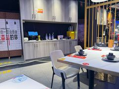 -钳小柒·小龙虾蓝龙王烧烤夜宵(长寿路店)