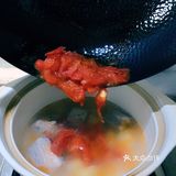 口感酸甜，营养丰富的滋补养生汤—番茄土豆排骨汤